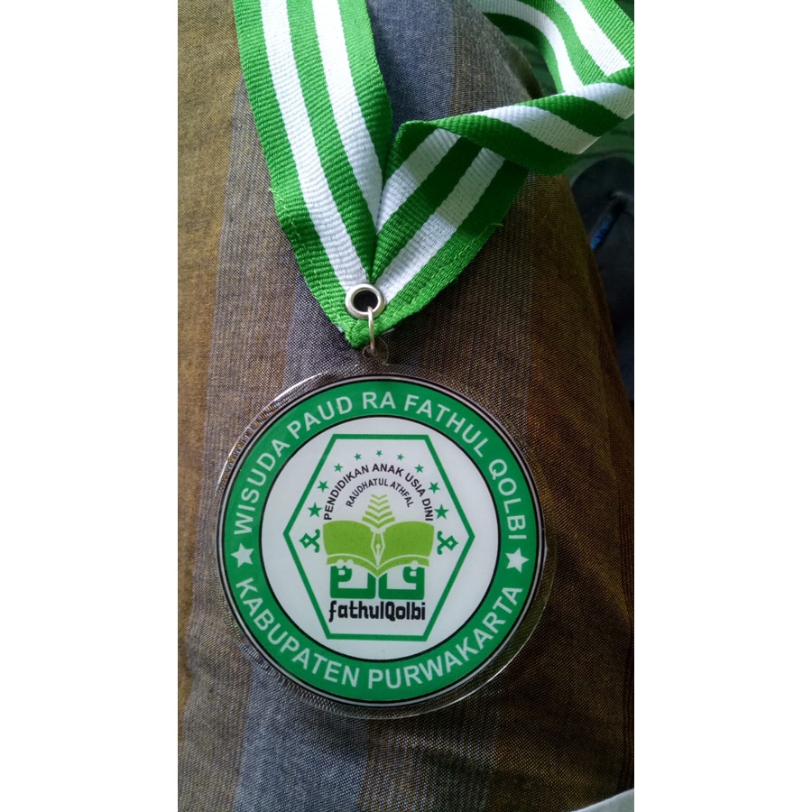 

MEDALI AKRILIK RESIN