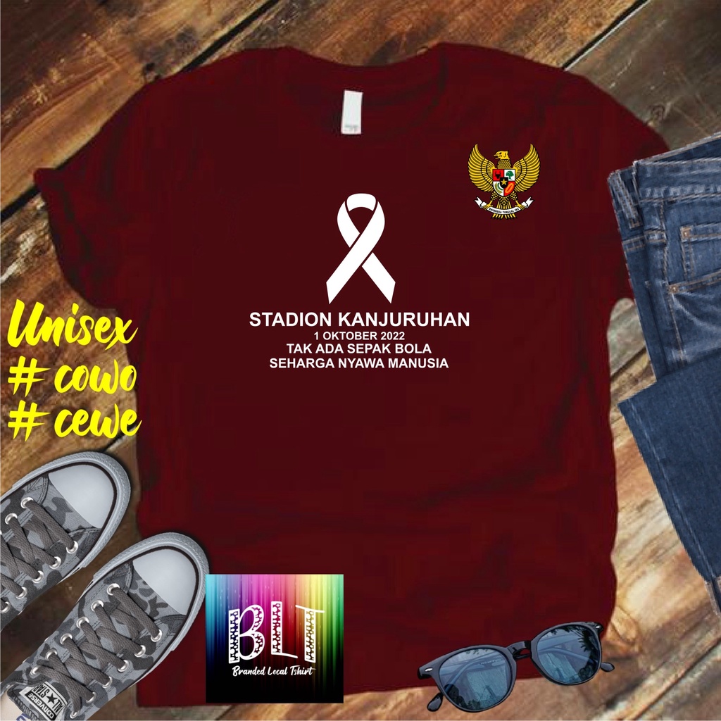 Cod/Promo Diskon Kaos Tragedi Kanjuruhan 1 oktober 2022 Tak Ada Sepak Bola Seharga Manusia  /Kaos katun/Pakaian Pria pakaian Wanita/Kaos Distro Pria/Kaos Pakaian Pria Dan Pakaian Wanita/Kaos Kata2 Lucu/Kaos Viral/Kaos Promo/Best Seller