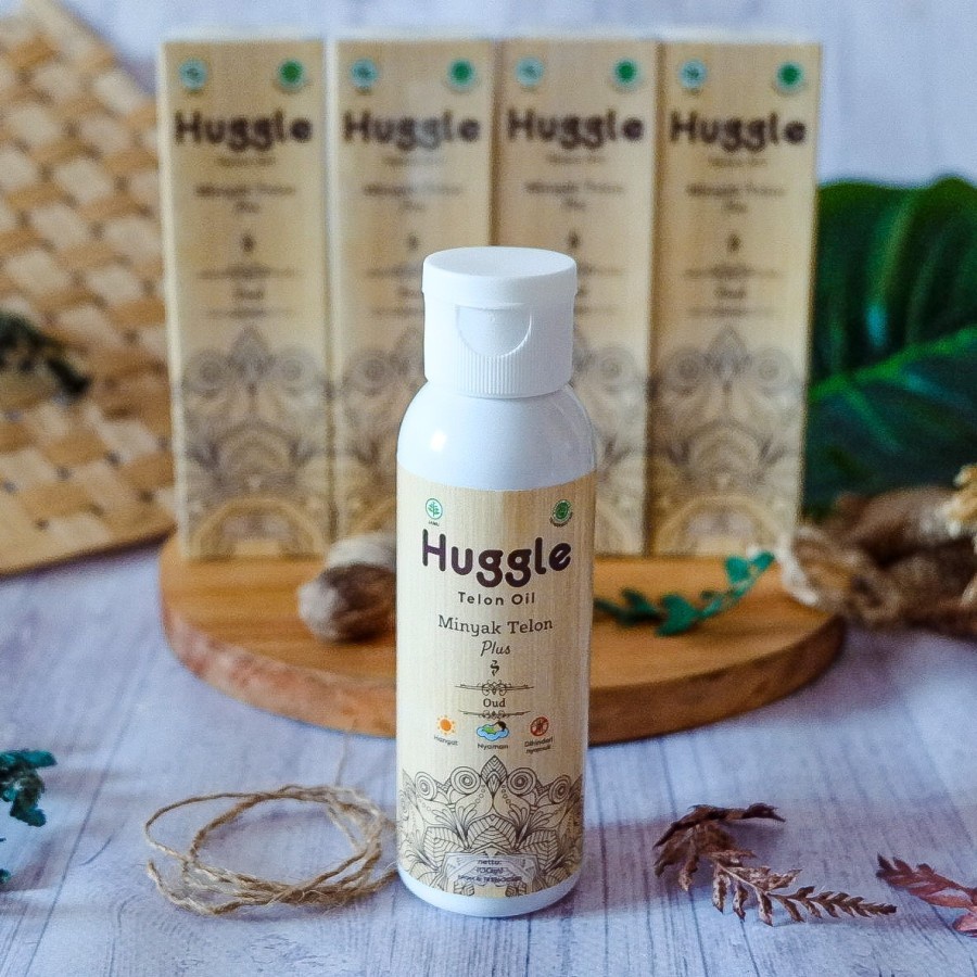 Huggle Minyak Telon Plus 100ml