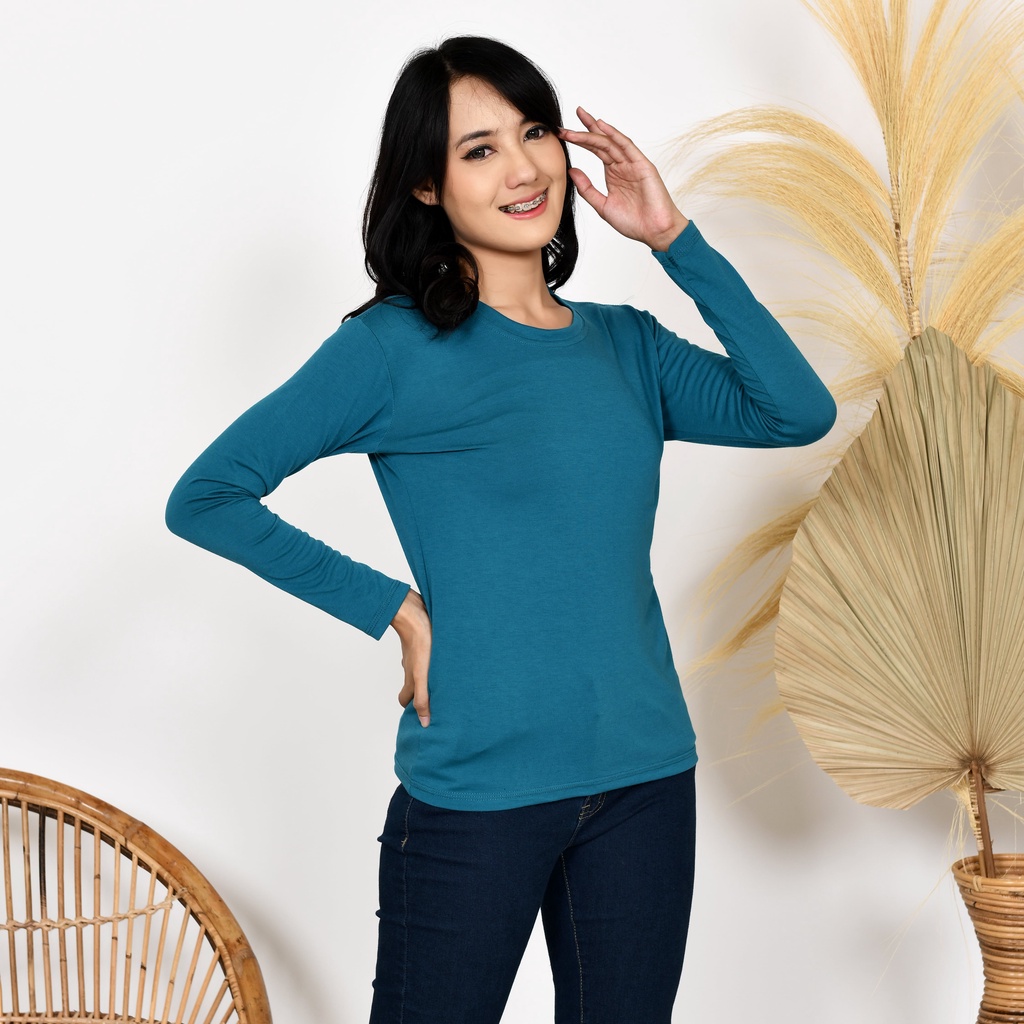 kaos o-neck lengan panjang wanita