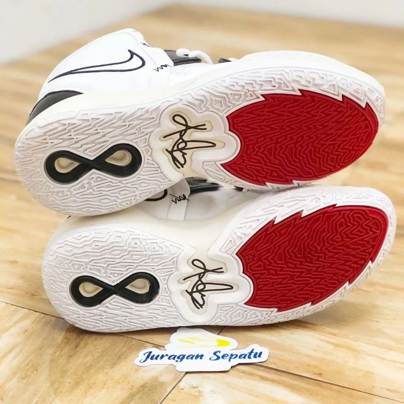 Nike Kyrie 8 Infinity &quot;Man Machine&quot;