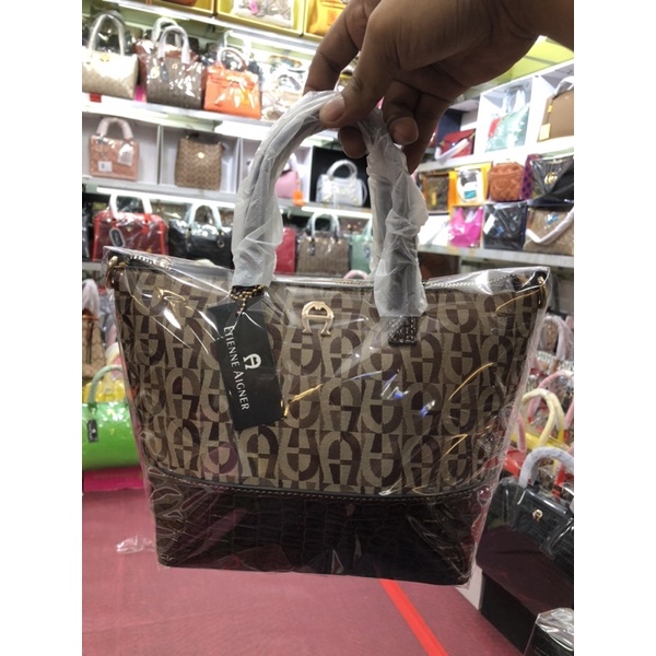 tas slingbag wanita terbaru Aigner / slempang cewek cartier termurah / tas cewek premium quality