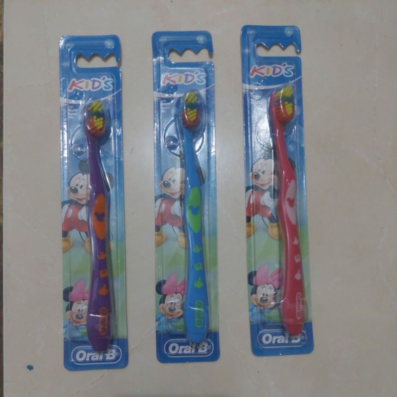 Oral B KIDS Sikat Gigi Anak Stage 2 Soft