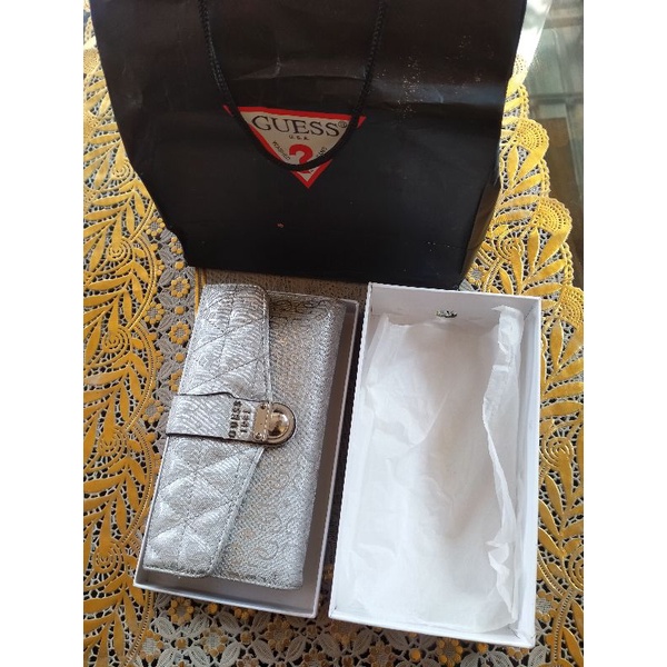 DOMPET GUESS PANJANG ORIGINAL STORE PRELOVED