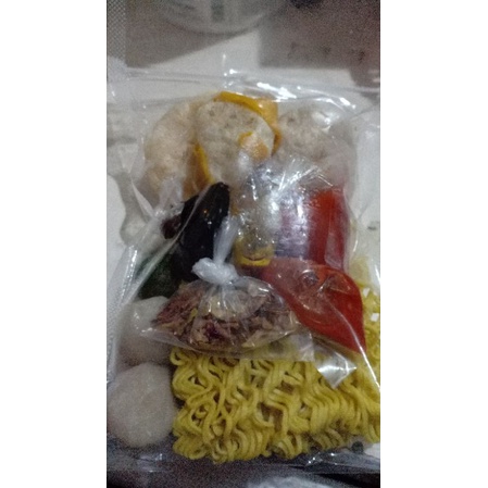 

Mie Baso Mozarella Hot Frozen