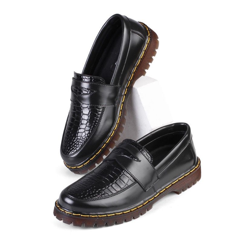 Alvarissuff croco-sepatu penny loafers hitam