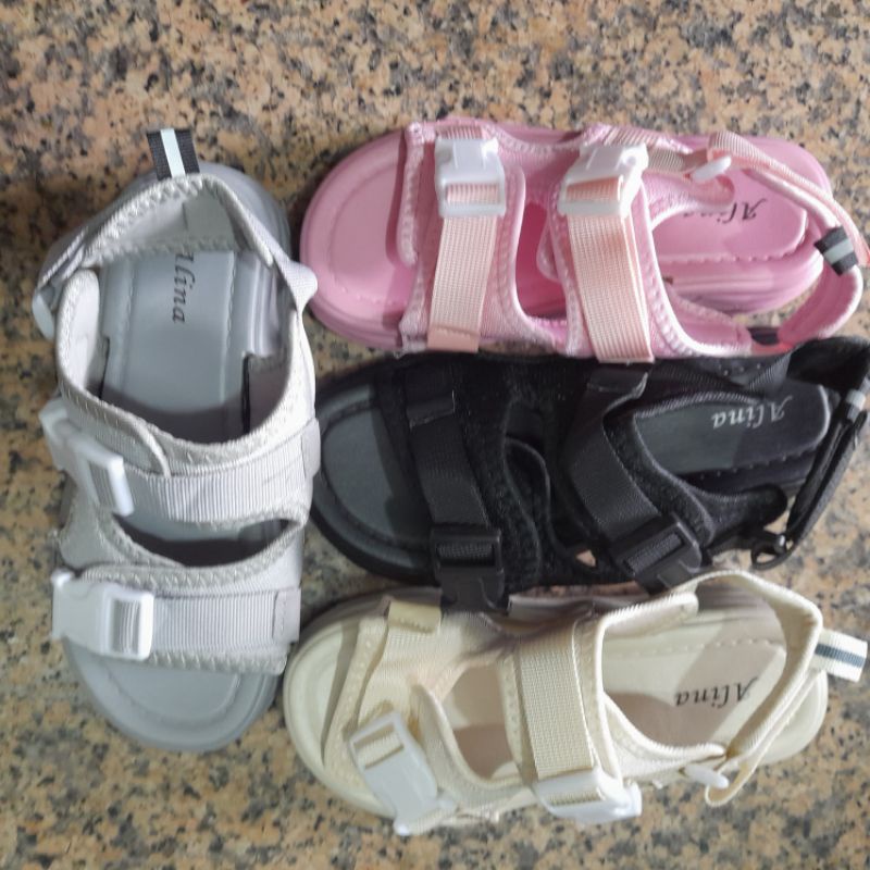 sendal tali wanita.sendal tali gunung wanita feshion wanita alina casual