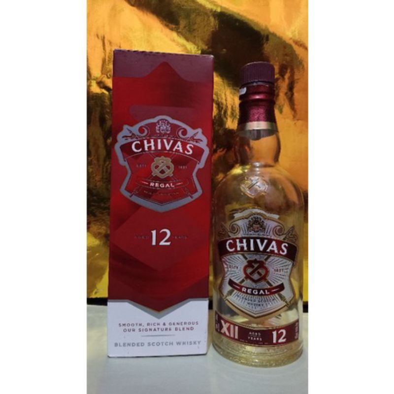 Botol chivas regal 12 plus Box / Botol kosongan / pajangan kamar / Botol koleksi