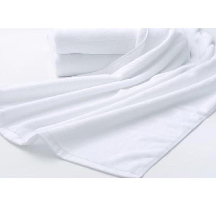Stok Terbaru Handuk Hotel bintang 5 premium cotton combed , benang 20s/2 berat 550 gr permeter2