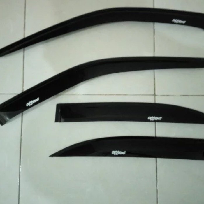 [READY] Talang Air Hyundai Accent / Perlengkapan Variasi Mobil Murah / Aksesoris Eksterior pelindung