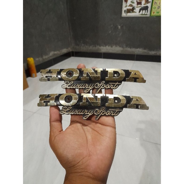 Jual Emblem Tangki Tengki Gl Pro Max Original Copotan Motor Shopee Indonesia