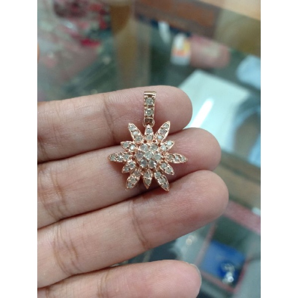 Liontin Berlian Bintang laut