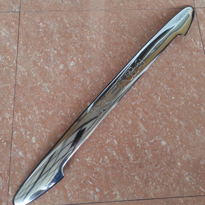 List lis trundlite pintu bagasi belakang toyota AVANZA LAMA 2004 sd 2011 chrome crome 2010 2009 2008 2007 2006 2005