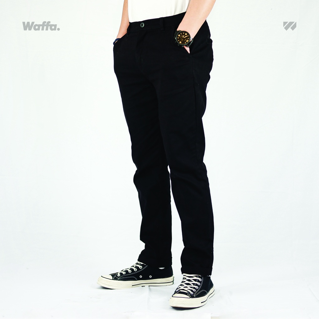 Celana Chino Panjang Slimfit Waffa Katun Twill Stretch Sirius Hitam