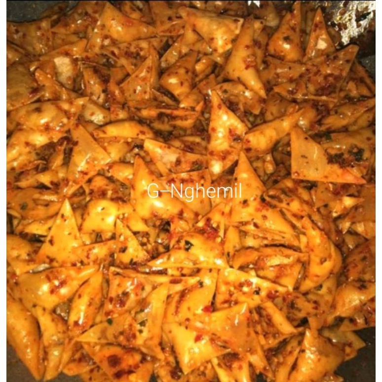 

Pangsit Goreng Pedas Gurih