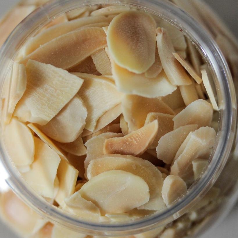 

10.10 STOK READY Roasted Almond Sliced 100gr (Irisan Kacang Almond Panggang) 