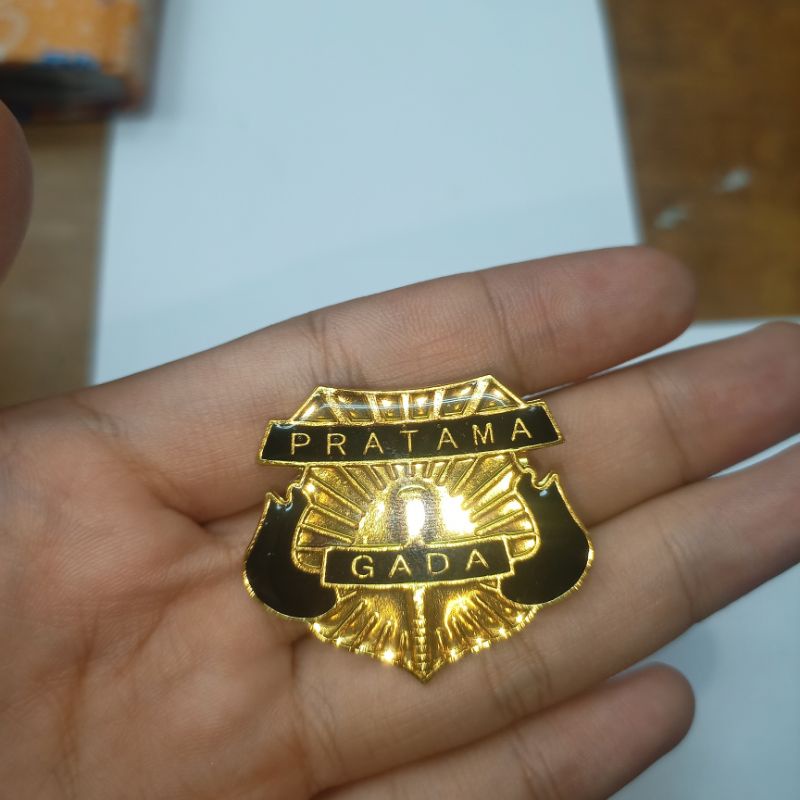 pin Gada Pratama magnet / pin security magnet