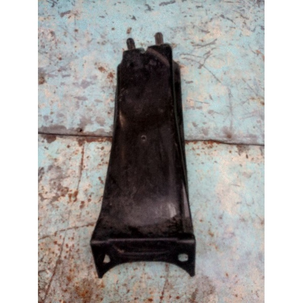 inner spakbor belakang gl100 gl125 cbk5 ori