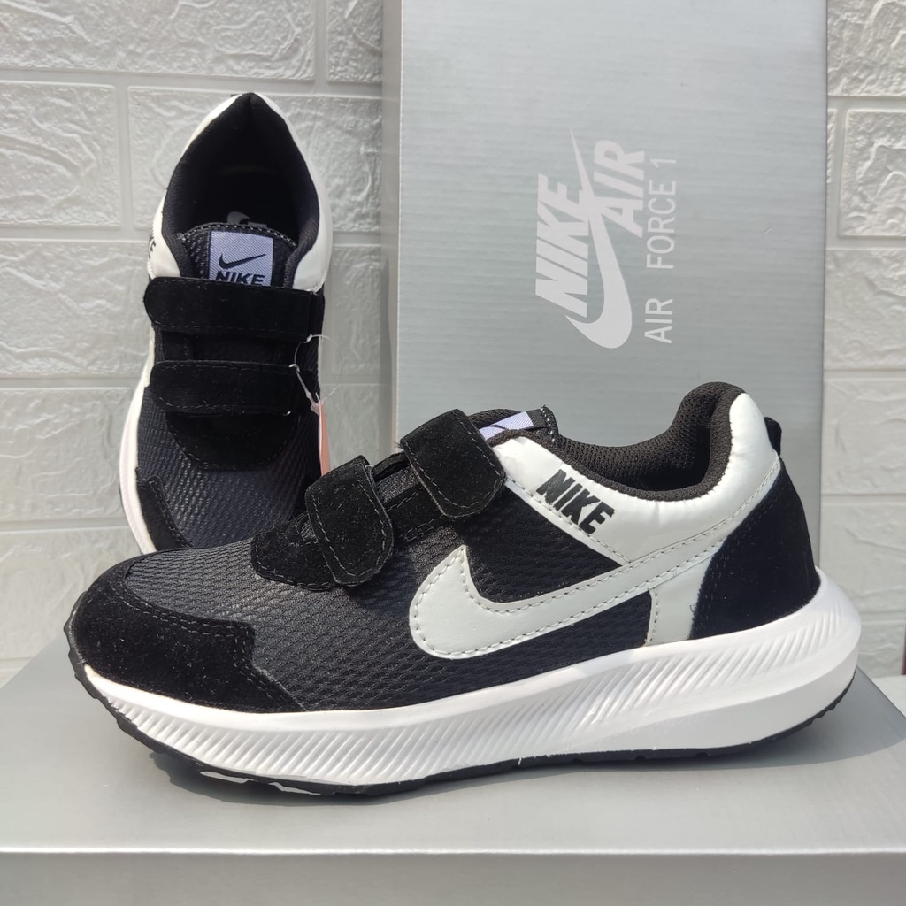 TERBARU!! Sepatu Sekolah/ LAKI LAKI DAN PEREMPUAN Premium NIKE VELCRO TERBARU Size 33-37