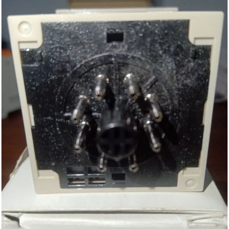 timer H3CR-A8 220V omron / H3CR A8 100-240VAC omron original