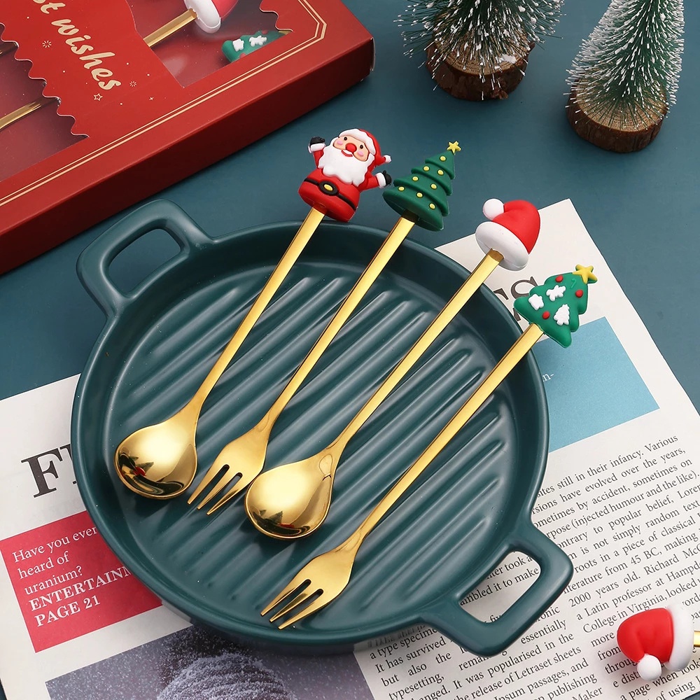 Set Sendok Garpu Dessert Kopi Desain Kartun Santa Claus Bintang Pohon Natal Bahan Stainless Steel Untuk Hadiah Anak