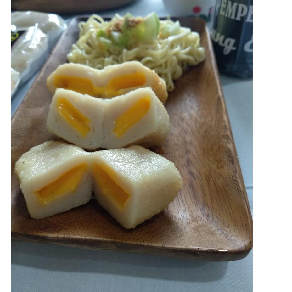 

✨Promo✨ Hari Ini PEMPEK PALEMBANG PEMPEK KEJU MANG ETET LUMEEERRR isi 10 PCS 