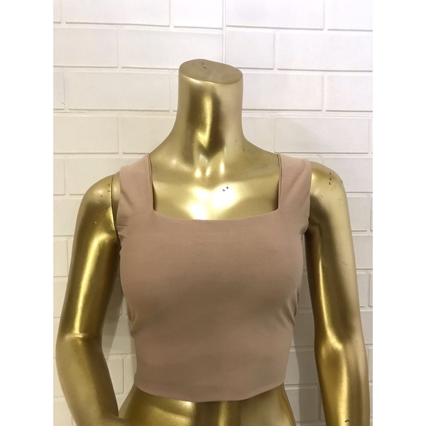CROP TOP TANPA LENGAN
