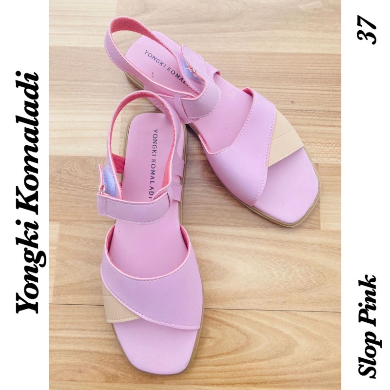 Yongki promo sepatu sendal pink