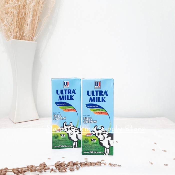 

ULTRA MILK Susu Cair FULL CREAM UHT Putih Plain Milk Ultramilk 250 ml