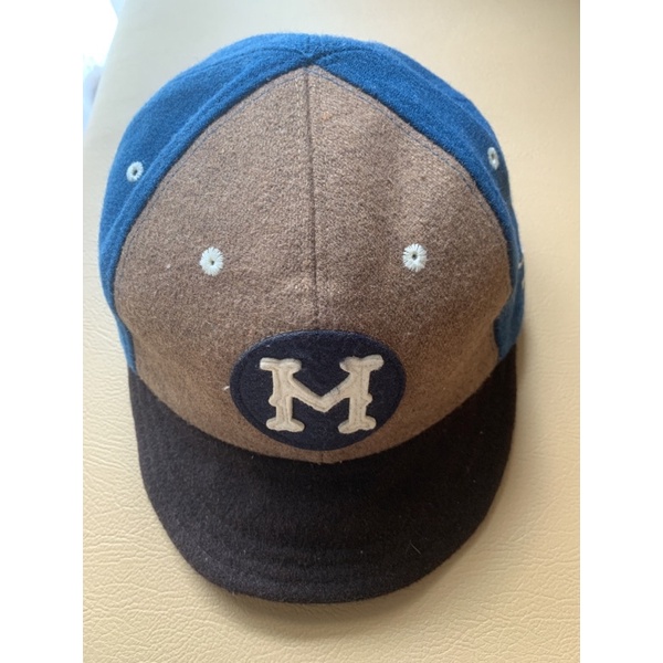 topi sekon visor pendek tiga warna