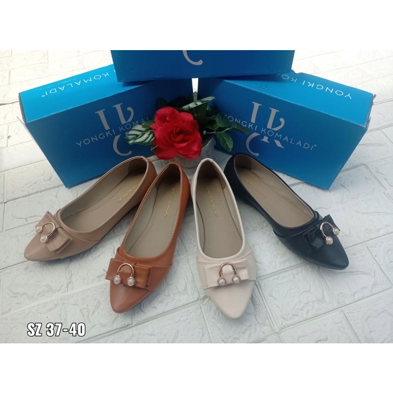 FLAT SHOES YONGKI KOMALADI | SEPATU WANITA FLAT KANTOR | SELOP FLAT MERK MATAHARI BRANDED | NEW REDY