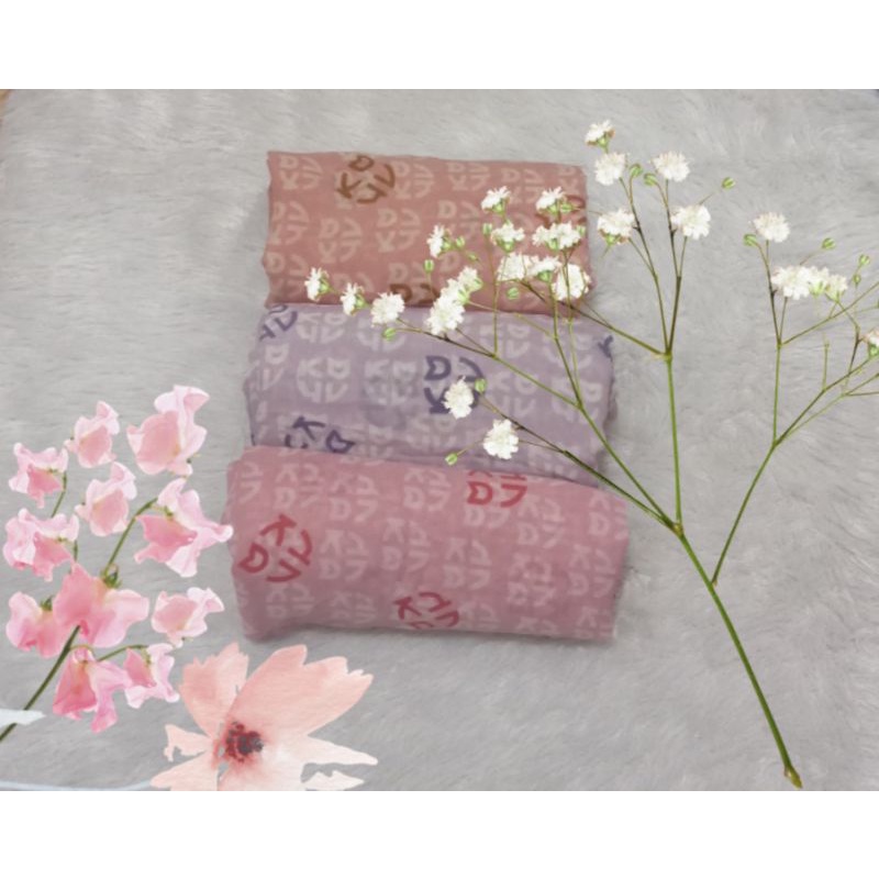 Hijab segi empat motif koyu /jilbab segi 4 motif  koyu 115*115