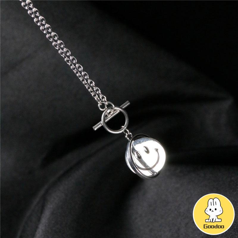 Fashionable Simple Smile Pendant Hip Hop Pria dan Wanita Kalung -Doo