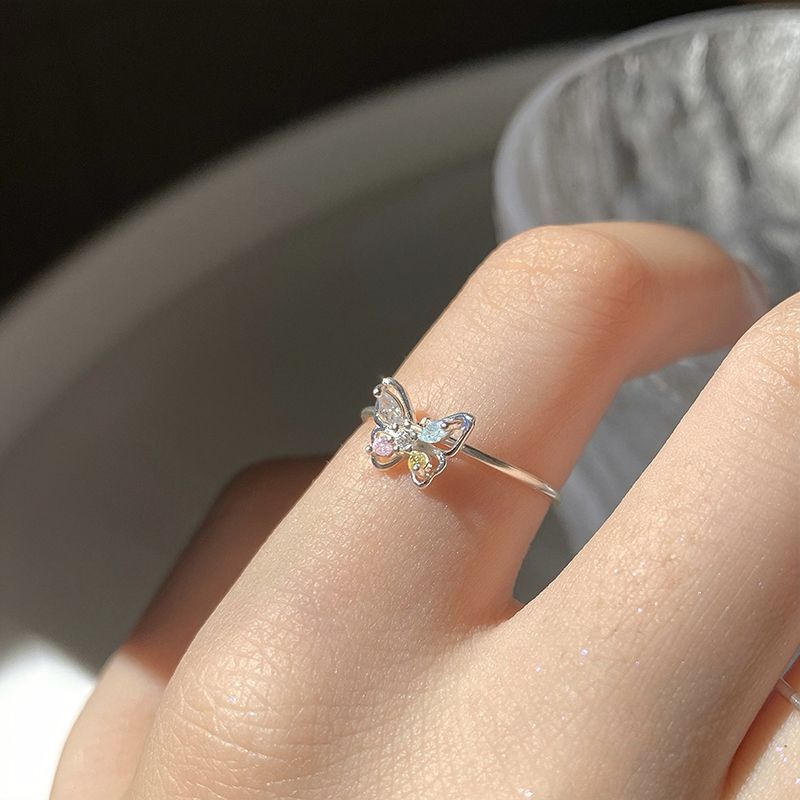 Cincin S925 Silver Desain Kupu-Kupu Aksen Kristal Warna-Warni Untuk Wanita