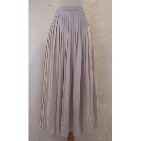 ROK UNIQLO PLISKET CREAM