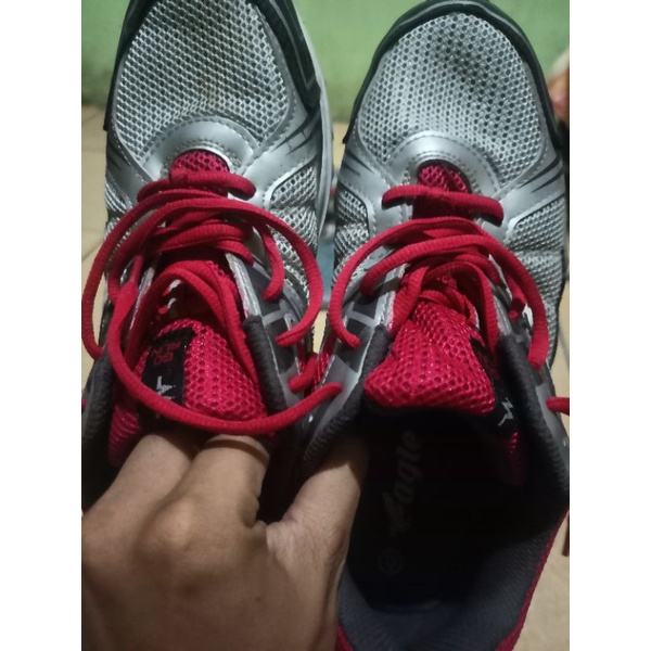 Sepatu Running Ori Eagle X-Cell Secondhand