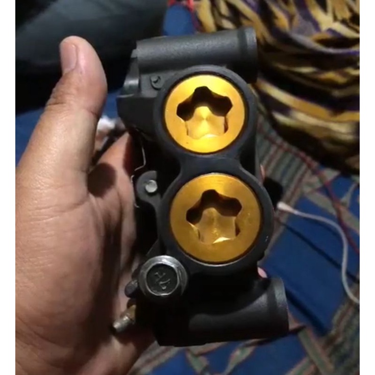 kaliper moge monoblok Nissin Sumitomo R1 yzr yzf 4 piston original copotan