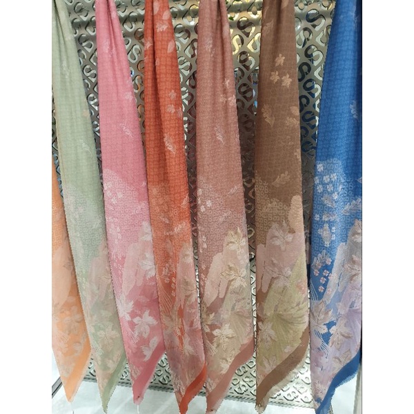 Buttonscarves Iseltwald series