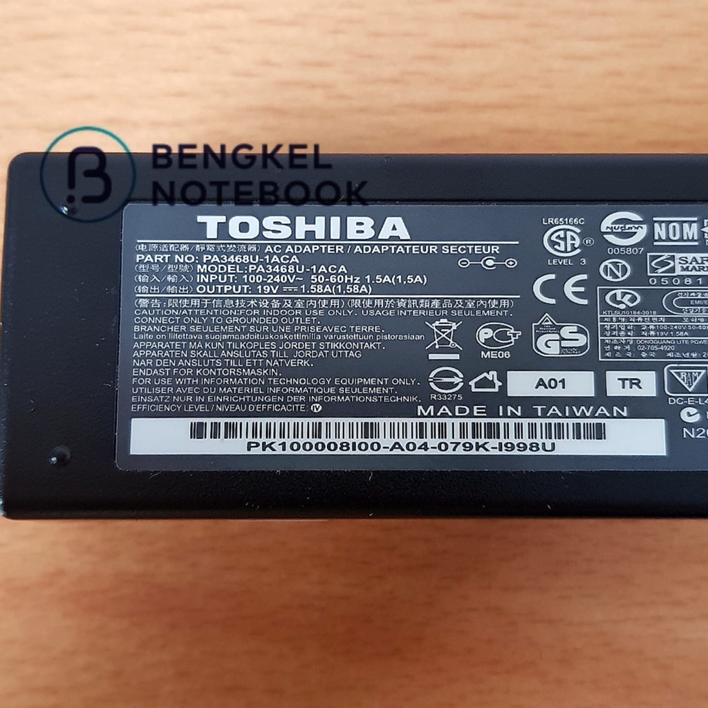 Adaptor Toshiba 19v - 1.58a Original 5.5mm*2.5mm