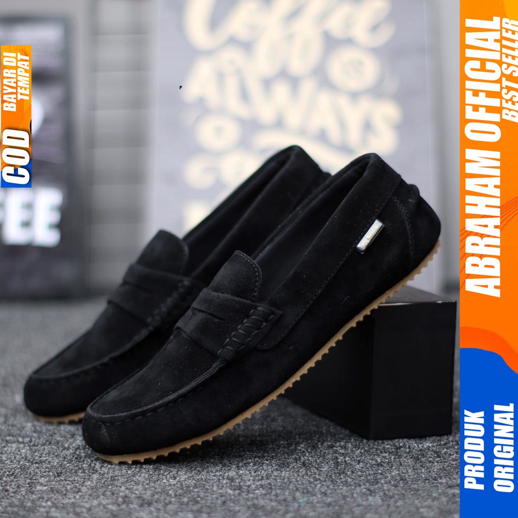 Sepatu Casual Slip On Santai Slop Antislip Hitam Kerja Pria Abraham Noah