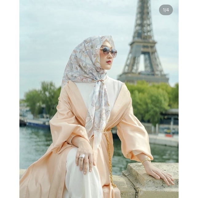 Buttonscarves X Dian Pelangi Autograph Blanc