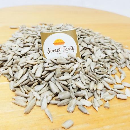 

Serba baru--Sunflower Seed MENTAH / biji matahari kupas MENTAH/ kuaci kupas 500 gr