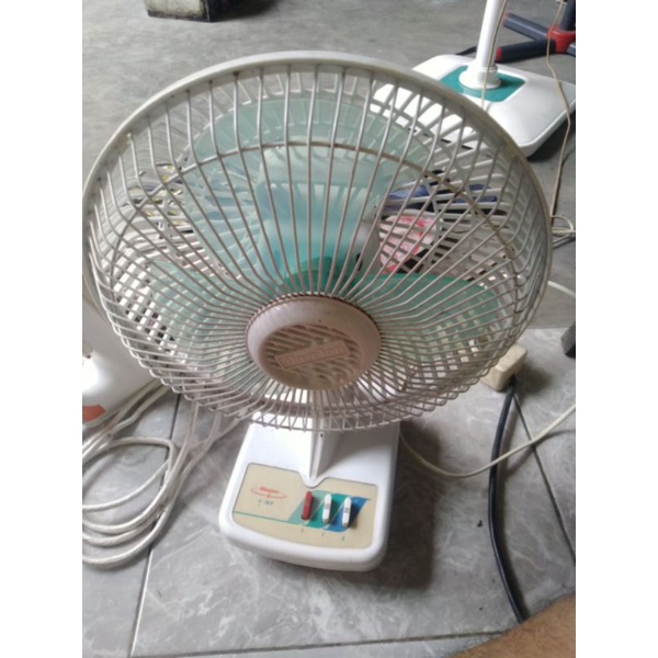 Kipas Angin Meja Kecil Maspion Desk Fan F-18 DA