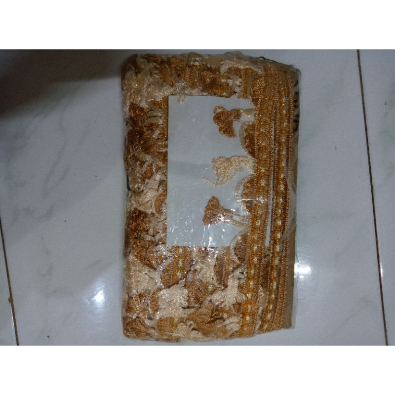 (ROLL) Renda gorden goldy/renda rumbai aksesoris sadjadah/seprei/sarung bantal kursi/sofa