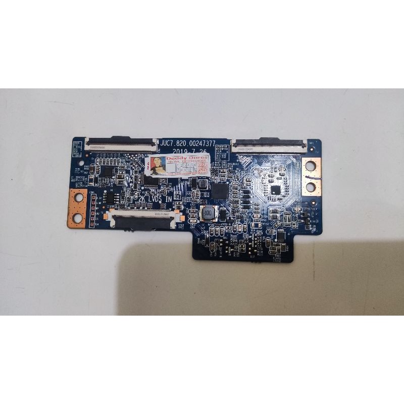 T con logic realme 43 inc Tv android realme 43in