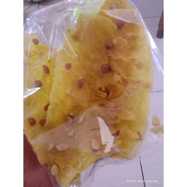

MAKANAN RINGAN,CEMILAN,PEYEK 1 PCS ISI 4