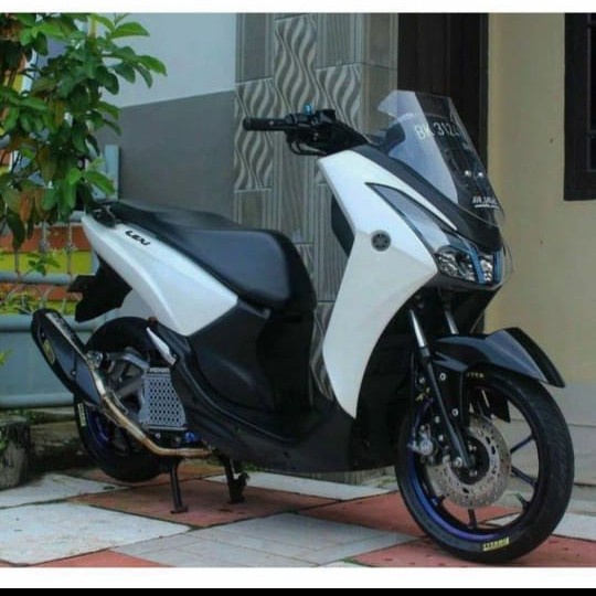 Visor Lexi ocito lancip - Bening