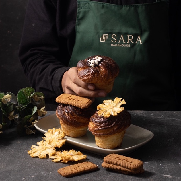 

SARA - CRUFFIN