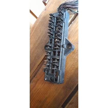 tempat sikring original lancer sl