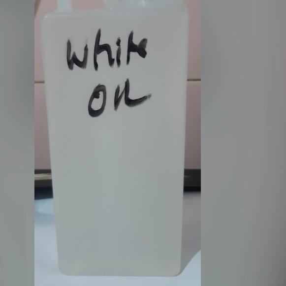 Pure white oil / mineral oil/ parafin